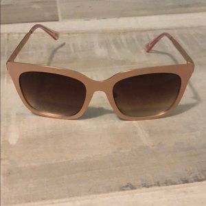 Laura Atkins Diff sunglasses
